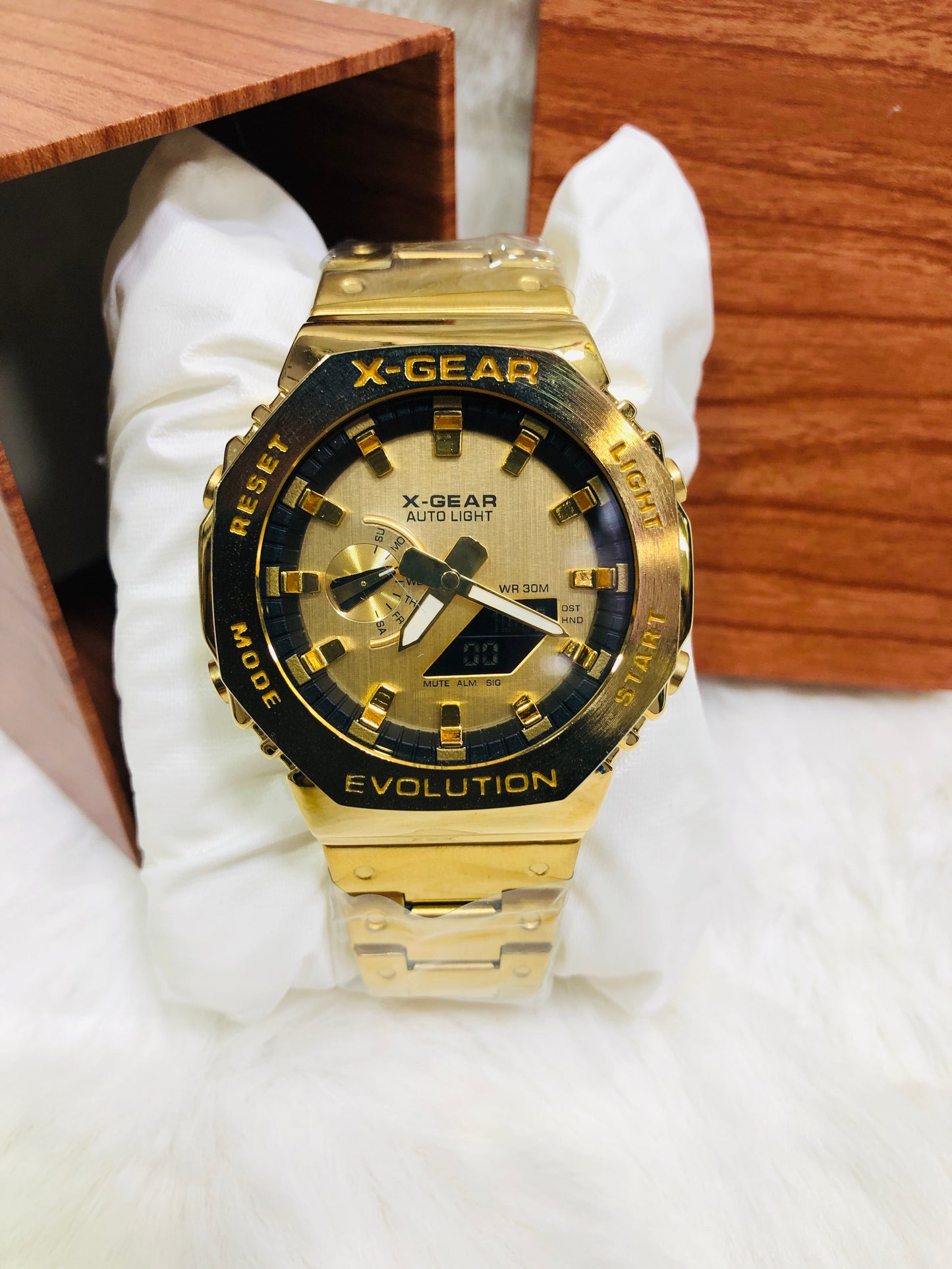 XGEAR WORLD TIME WATCH-XG2232