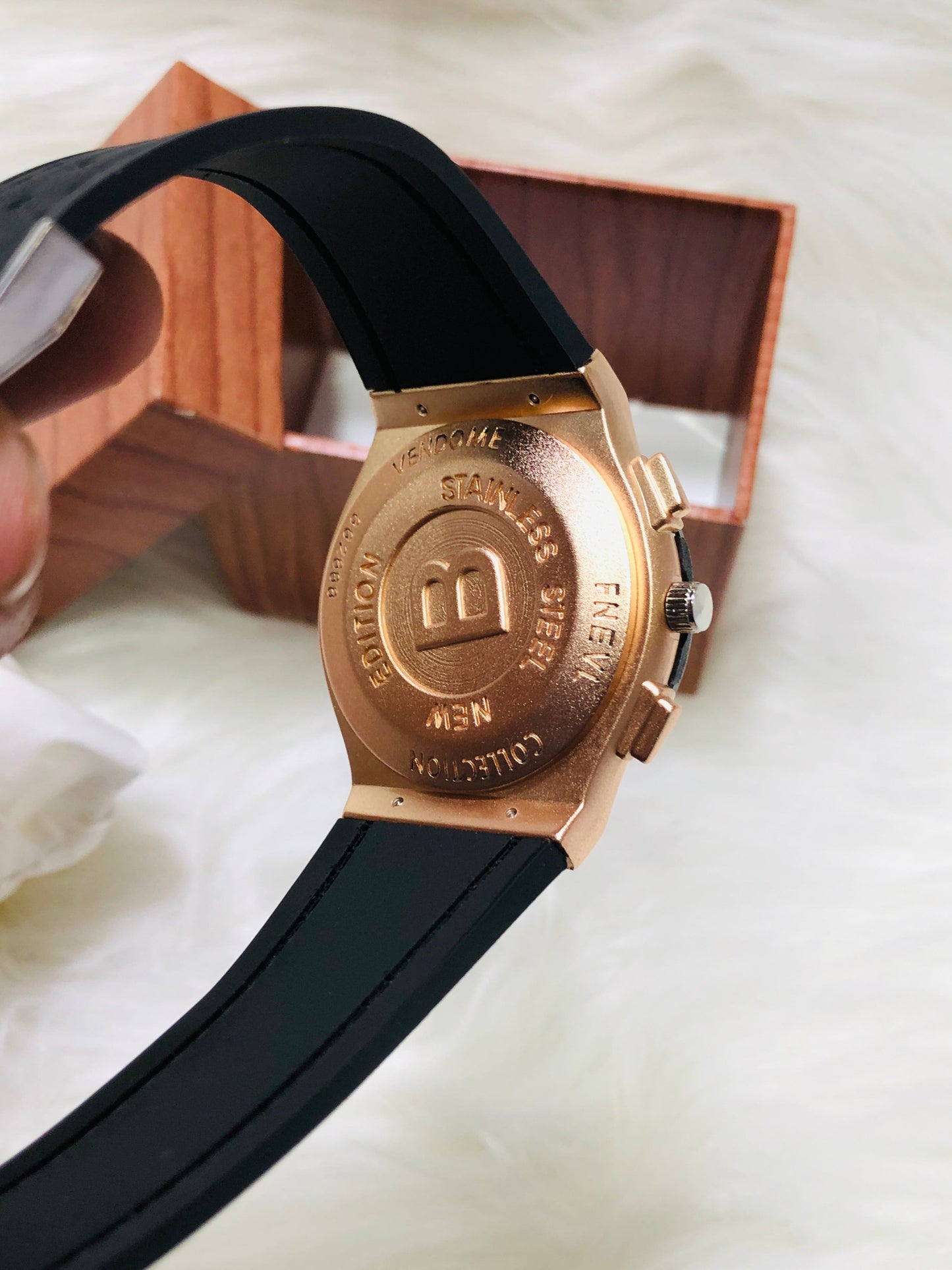 Hublot Imperion Royal - Premium Silicone Black Strap - Golden